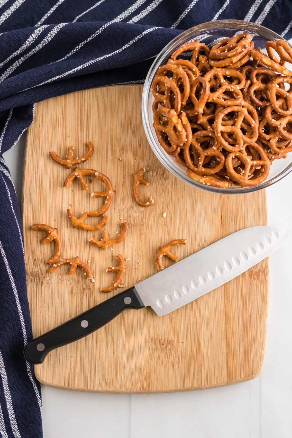 Cut the Pretzels in half to make Antler like pieces.