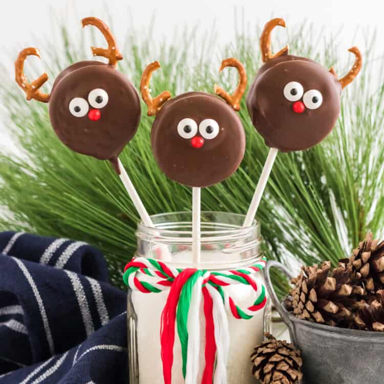 Reindeer Oreo Pops Square