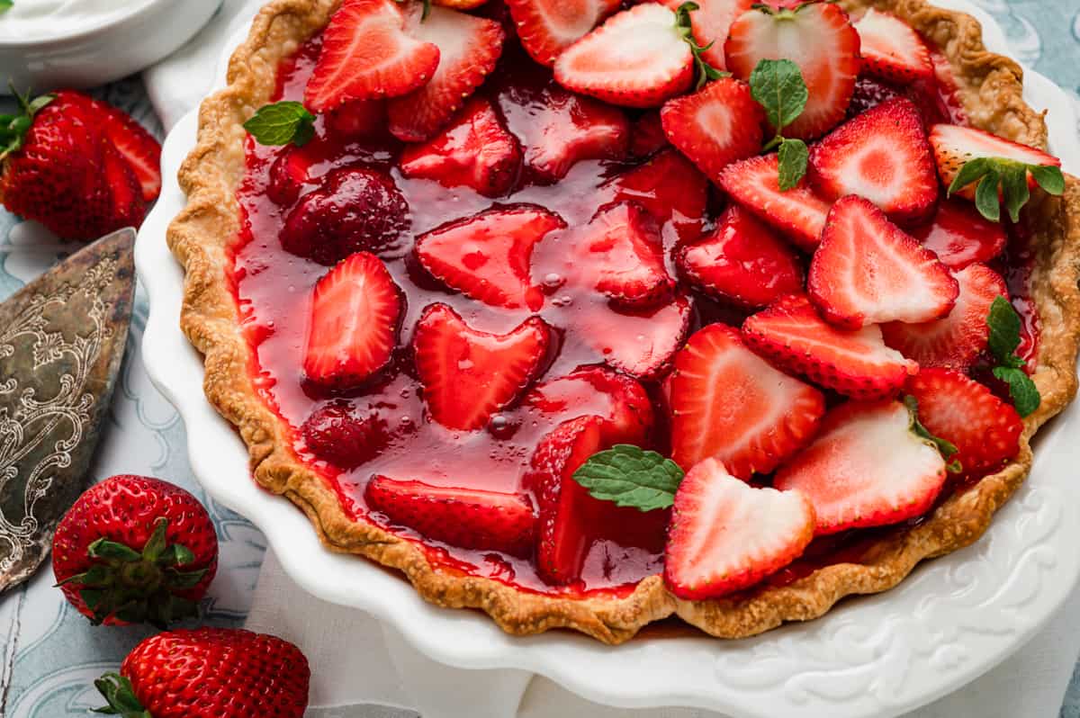 Easy Strawberry Pie in white pie plate