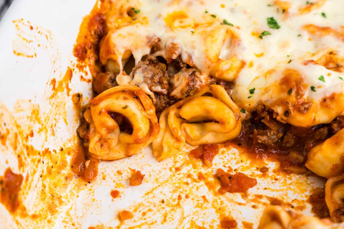 Baked Tortellini in baking dish