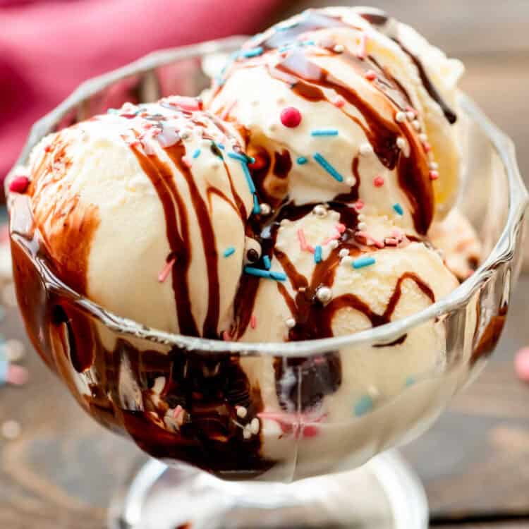 Hot Fudge Sauce in glass bowl