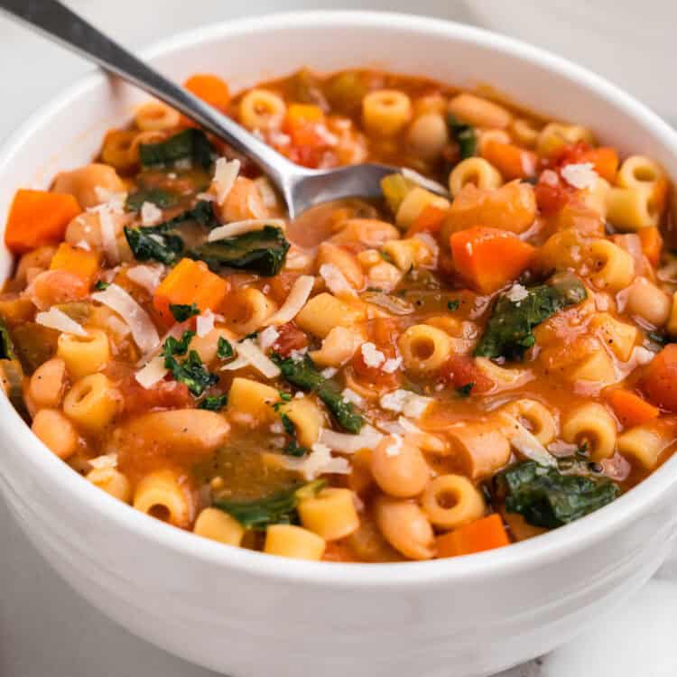 Pasta e Fagioli Square Image